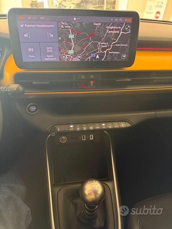 Usata Jeep Avenger Summit 100 CV (73 kW) 2023 Nero SUV