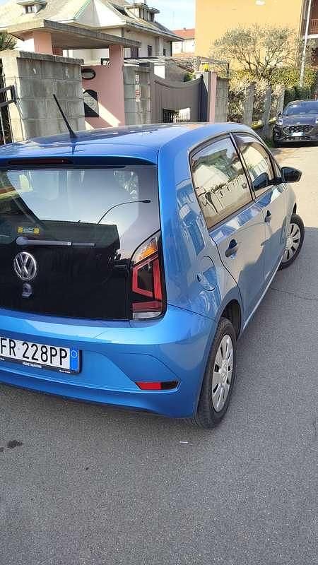 Usata VW up! Move 68 CV (50 kW) 2018 Blu/azzurro Utilitaria