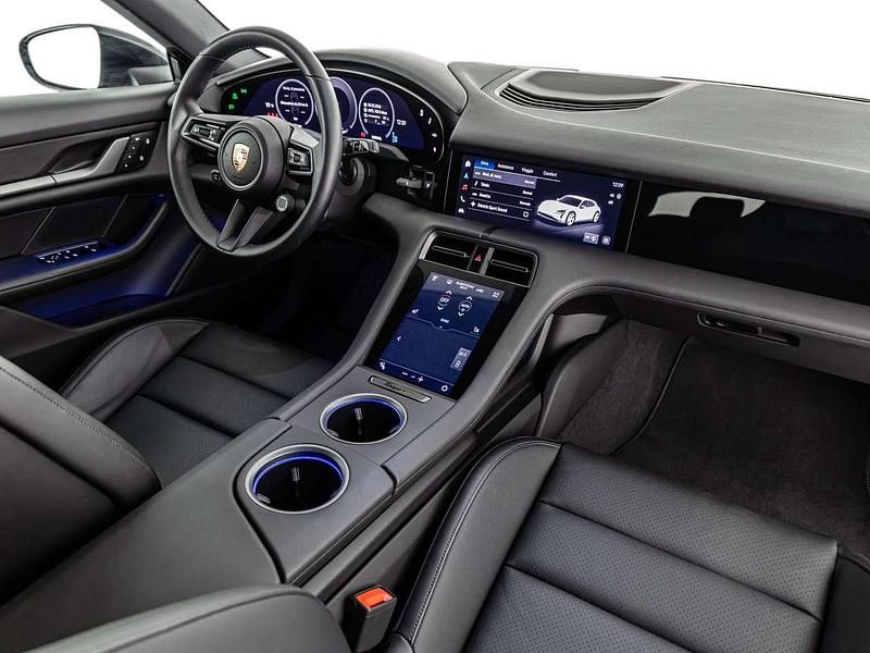 Usata Porsche Taycan Cross Turismo 319 kW (435 CV) 2024 Nero Station wagon