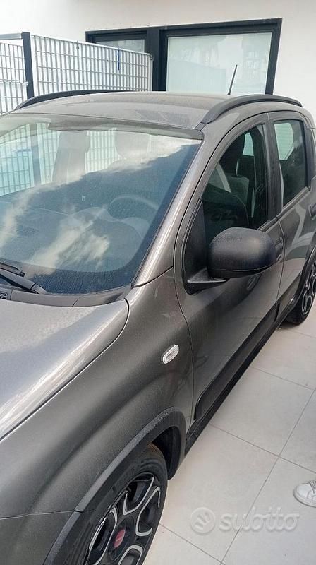 Usata Fiat Panda 69 CV (50 kW) 2021 Grigio Utilitaria