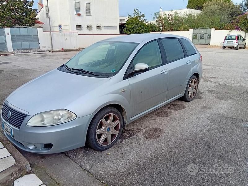 Grigio Usata 2006 Fiat Croma Tre volumi | 1100 € - Immagine 1/4