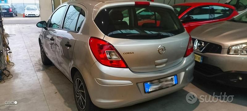 Usata Opel Corsa 2015 Utilitaria