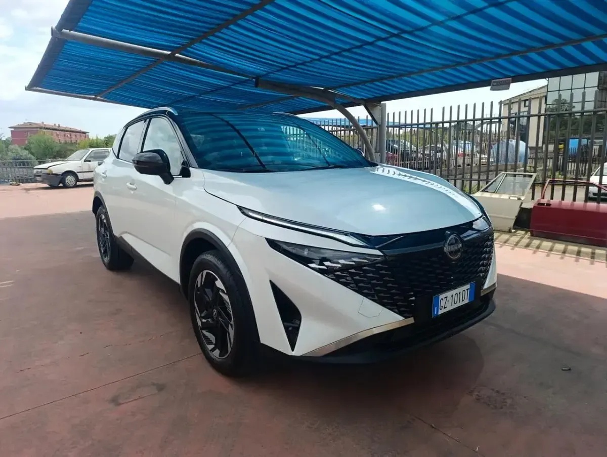 Usata Nissan Qashqai N-Connecta 157 CV (115 kW) 2025 Bianco SUV