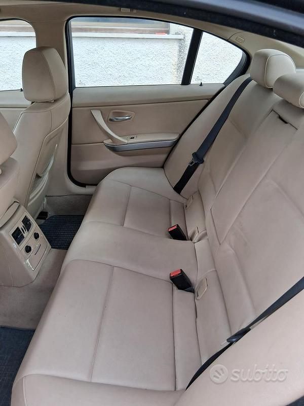 Usata BMW 320 2008 Grigio Berlina