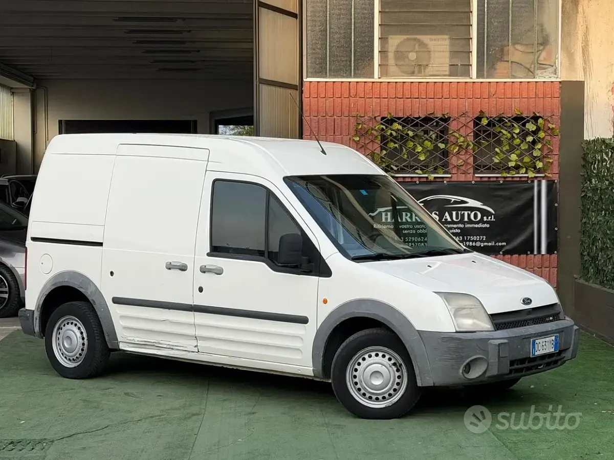 Usata Ford Transit Connect 90 CV (66 kW) 2006 Bianco Monovolume