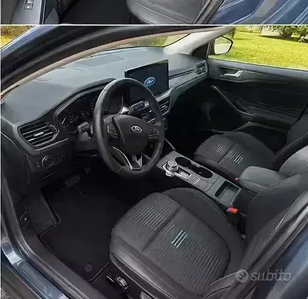 Usata Ford Focus Active 116 CV (85 kW) 2023 Blu Station wagon