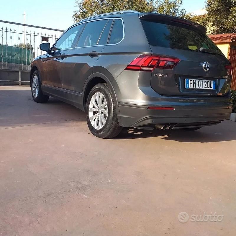 Usata VW Tiguan 116 CV (85 kW) 2018 Grigio SUV