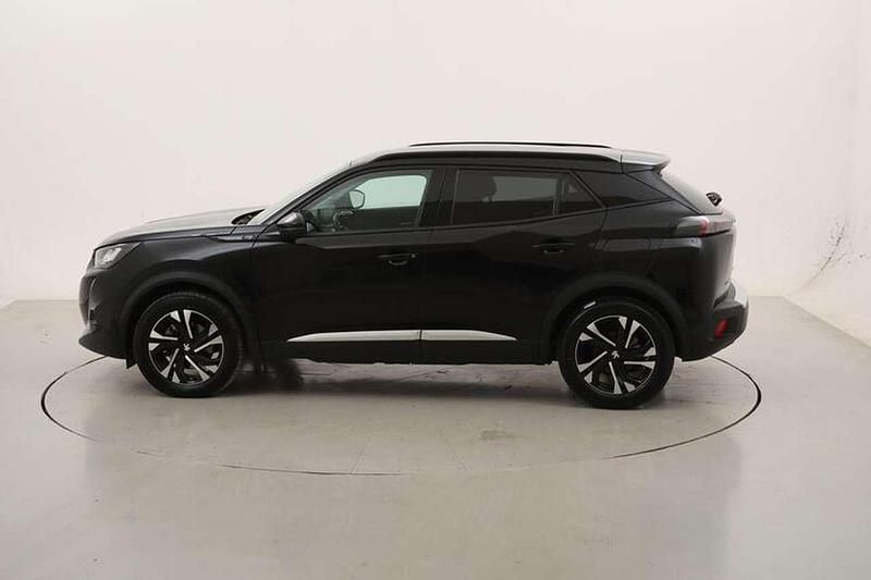Usata Peugeot e-2008 Allure 56 kW (77 CV) 2021 Nero SUV
