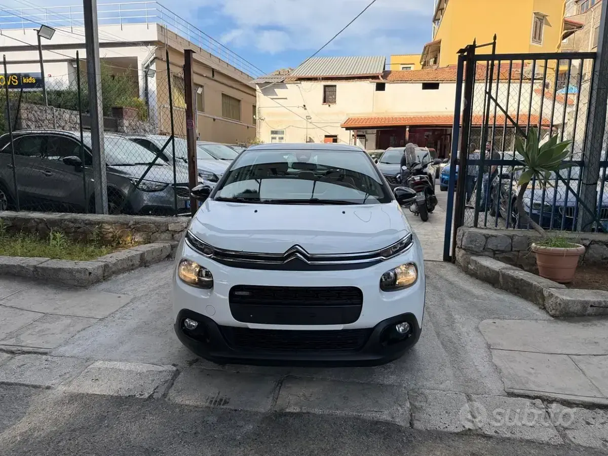Usata Citroën C3 Shine 82 CV (60 kW) 2016 Bianco Berlina