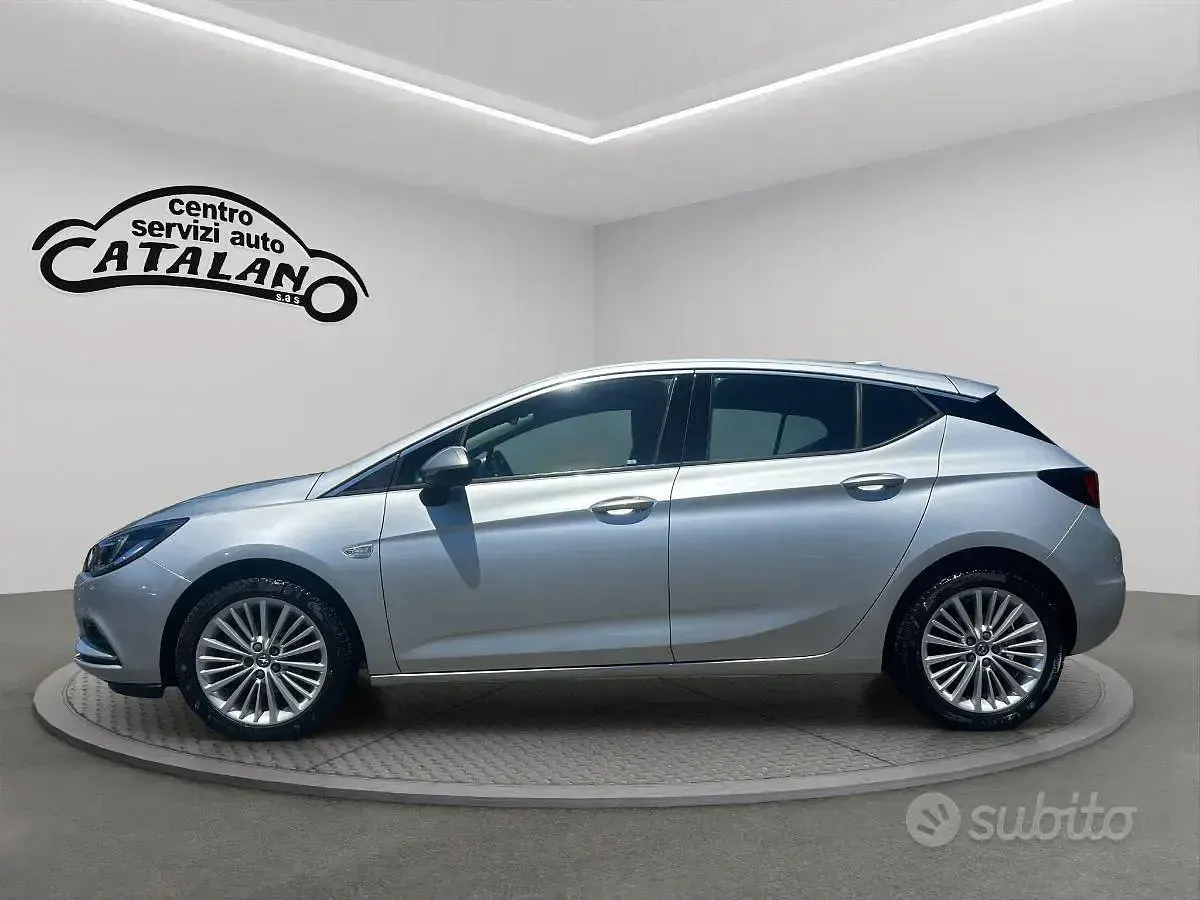 Usata Opel Astra Innovation 110 CV (80 kW) 2017 Grigio Berlina
