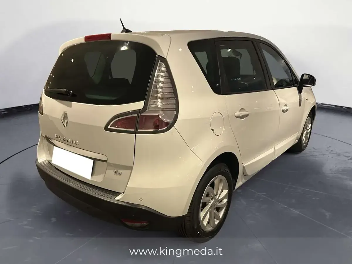Usata Renault Scénic LIMITED 116 CV (85 kW) 2015 Bianco Monovolume
