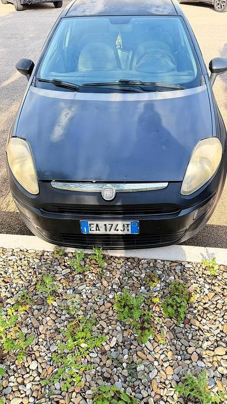 Usata Fiat Punto Evo 90 CV (66 kW) 2010 Grigio Utilitaria