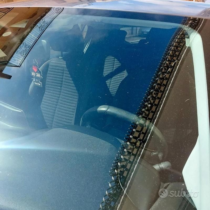 Usata Peugeot 208 Active 75 CV (55 kW) 2021 Grigio Utilitaria