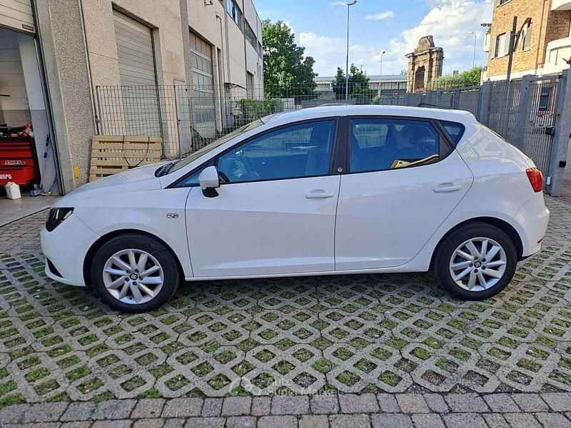 Usata Seat Ibiza Business 90 CV (66 kW) 2017 Bianco Berlina
