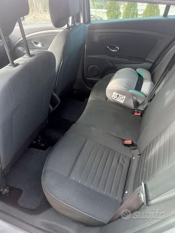 Usata Renault Mégane III 110 CV (80 kW) 2015 Station wagon