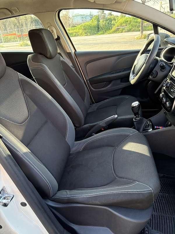 Usata Renault Clio GrandTour 90 CV (66 kW) 2016 Bianco Station wagon