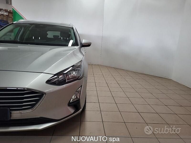 Usata Ford Focus Business Edition 120 CV (88 kW) 2021 Argento Station wagon