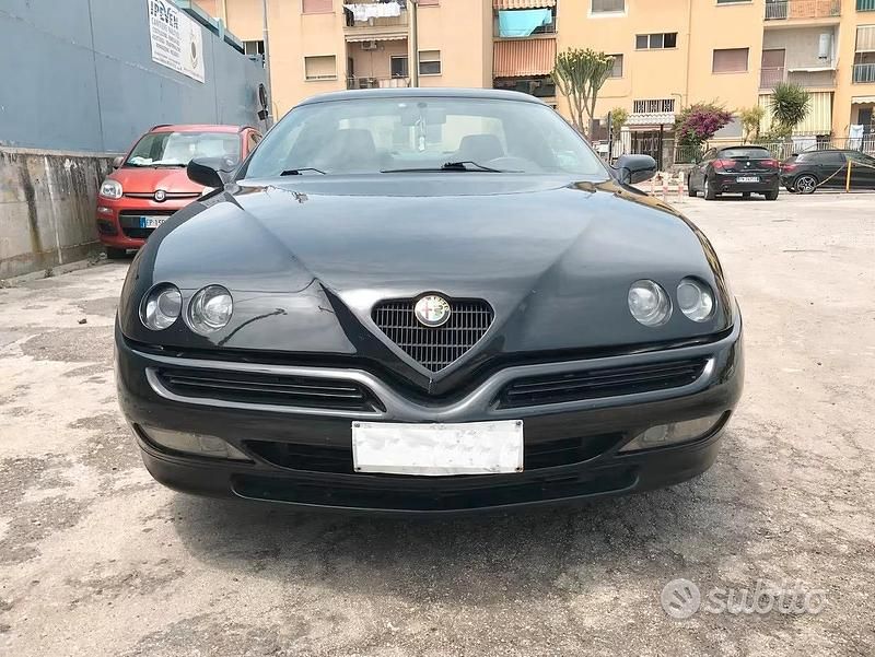 Nero Usata 1997 Alfa Romeo GTV Coupé | 4500 € (Super prezzo) - Immagine 1/4