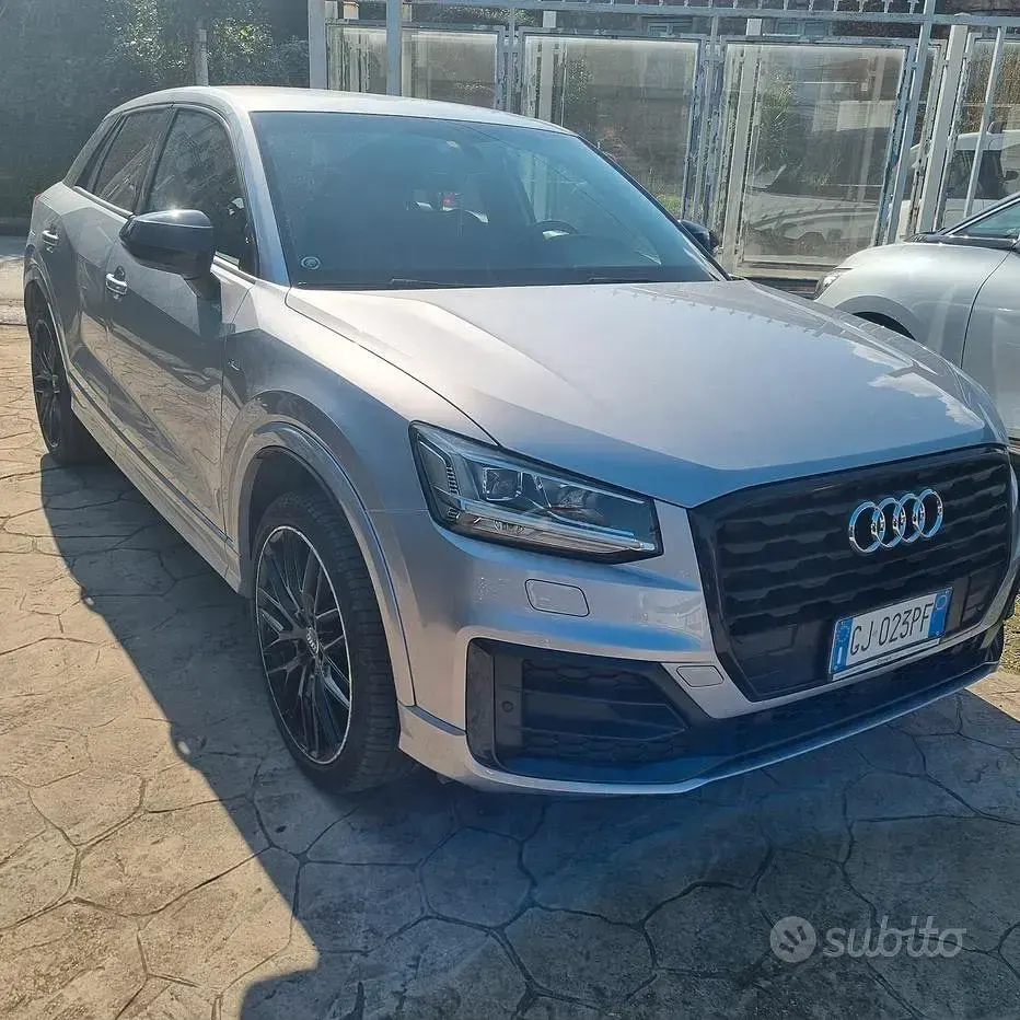 Usata Audi Q2 S-Line 150 CV (110 kW) 2020 Grigio SUV