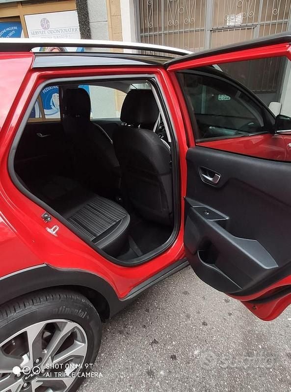 Rosso Usata 2022 Kia Stonic SUV | 17.000 € - Immagine 1/4