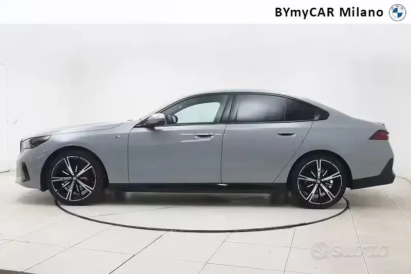 Usata BMW 520 M Sport 197 CV (144 kW) 2025 Nero Berlina