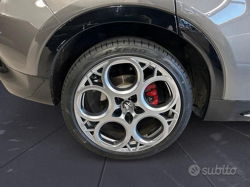 Usata Alfa Romeo Tonale Edizione Speciale 280 CV (205 kW) 2023 Grigio SUV
