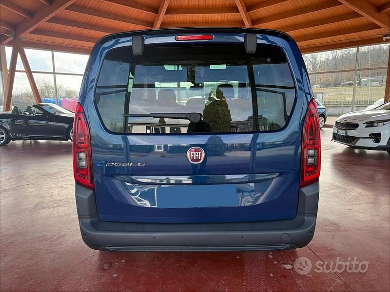 Usata Fiat e-Doblò Launch Edition 50 kW (68 CV) 2023 Blu Monovolume