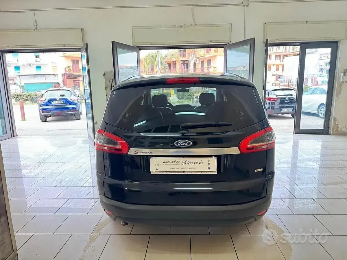 Usata Ford S-MAX S 163 CV (119 kW) 2010 Nero Monovolume