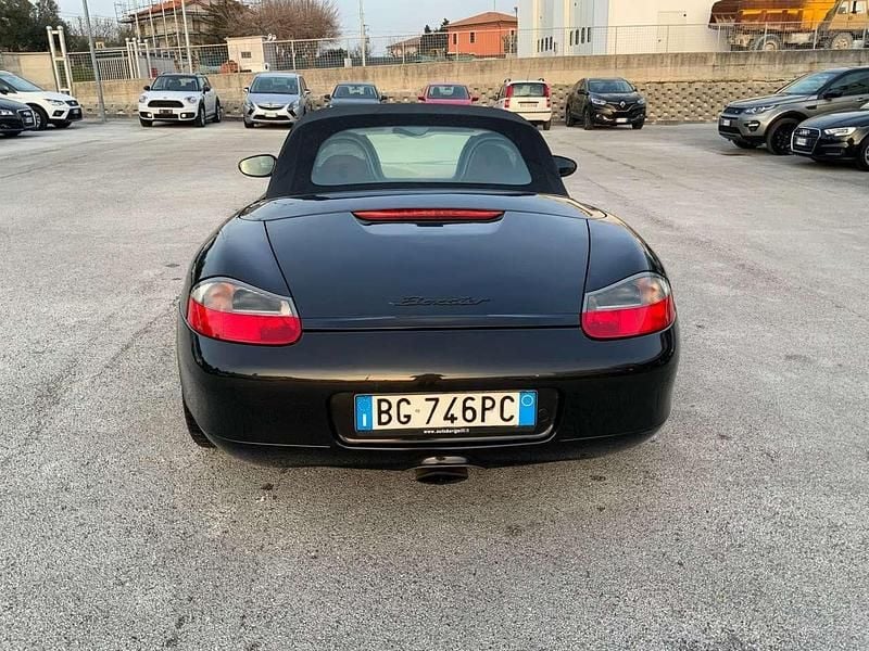 Usata Porsche Boxster 204 CV (150 kW) 1998 Nero Cabrio