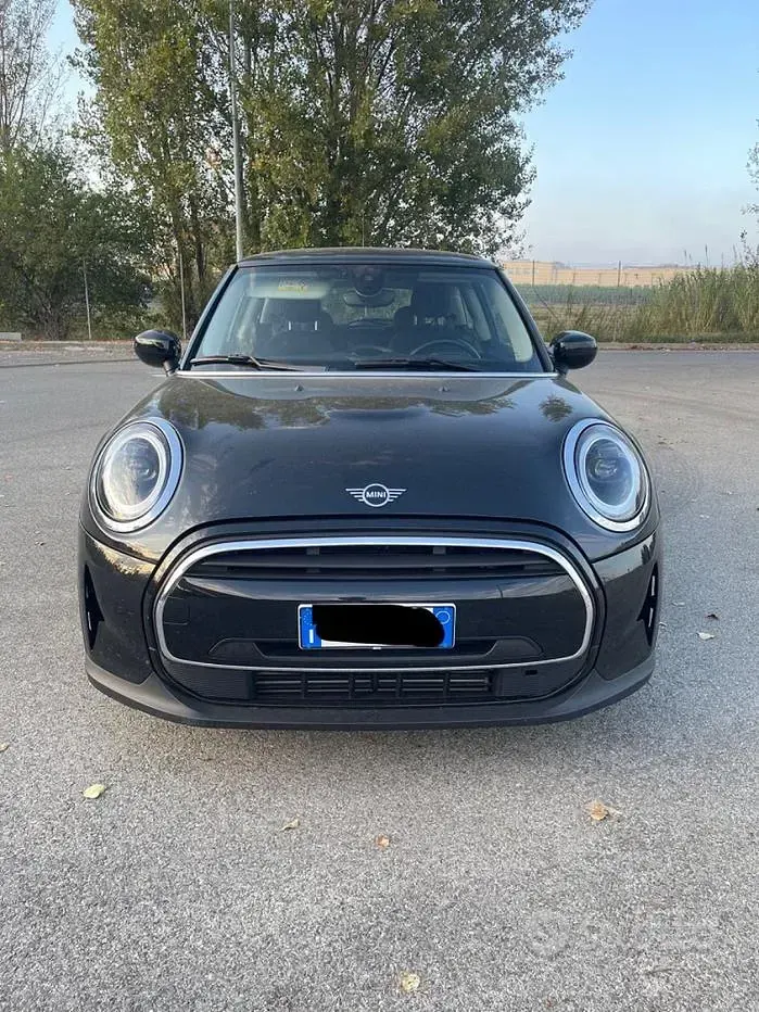 Usata Mini ONE 102 CV (75 kW) 2022 Nero Utilitaria