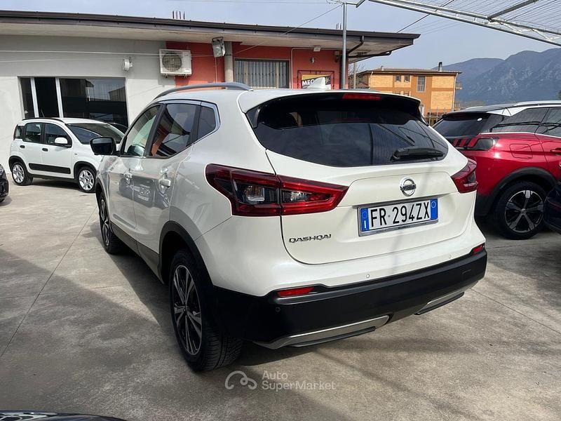 Usata Nissan Qashqai Tekna+ 110 CV (80 kW) 2018 Bianco SUV