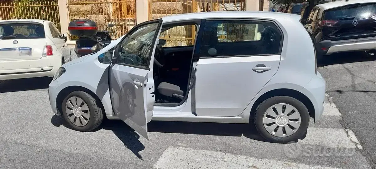 Usata VW up! 75 CV (55 kW) 2016 Bianco Utilitaria
