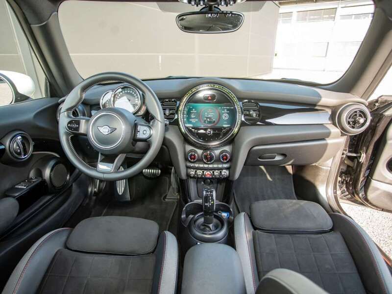 Usata Mini John Cooper Works 136 CV (100 kW) 2021 Nero Utilitaria