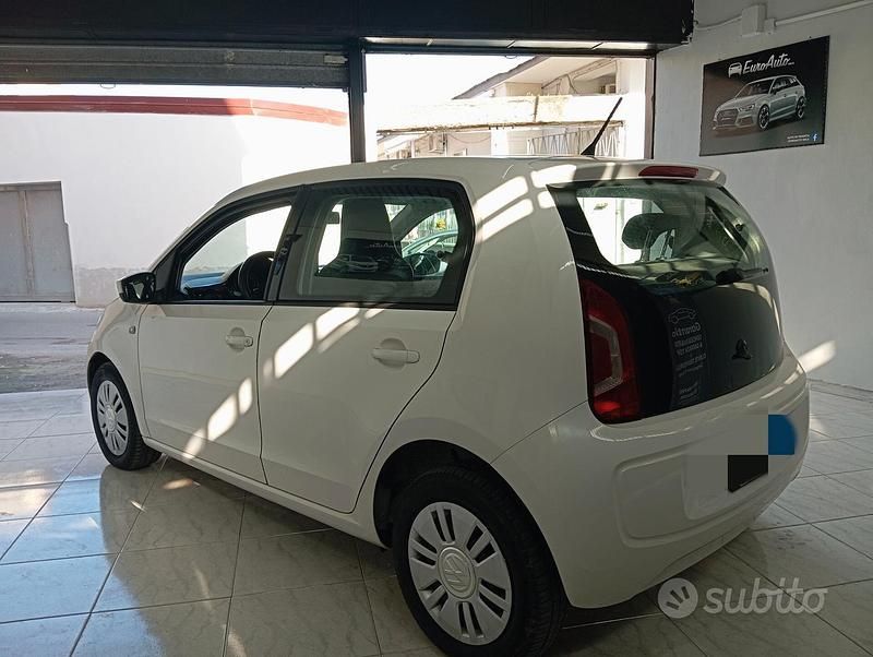 Usata VW up! 68 CV (50 kW) 2014 Bianco Utilitaria