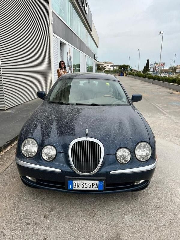 Usata Jaguar S-Type S 238 CV (175 kW) 2001 Blu Berlina