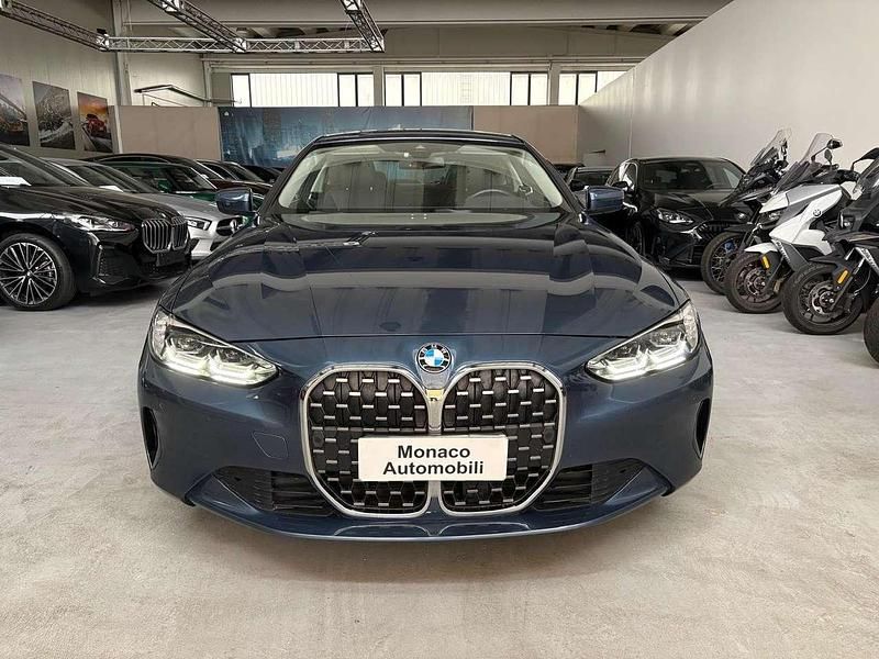 Usata BMW 420 190 CV (139 kW) 2022 Arctic race blue metallic Coupé