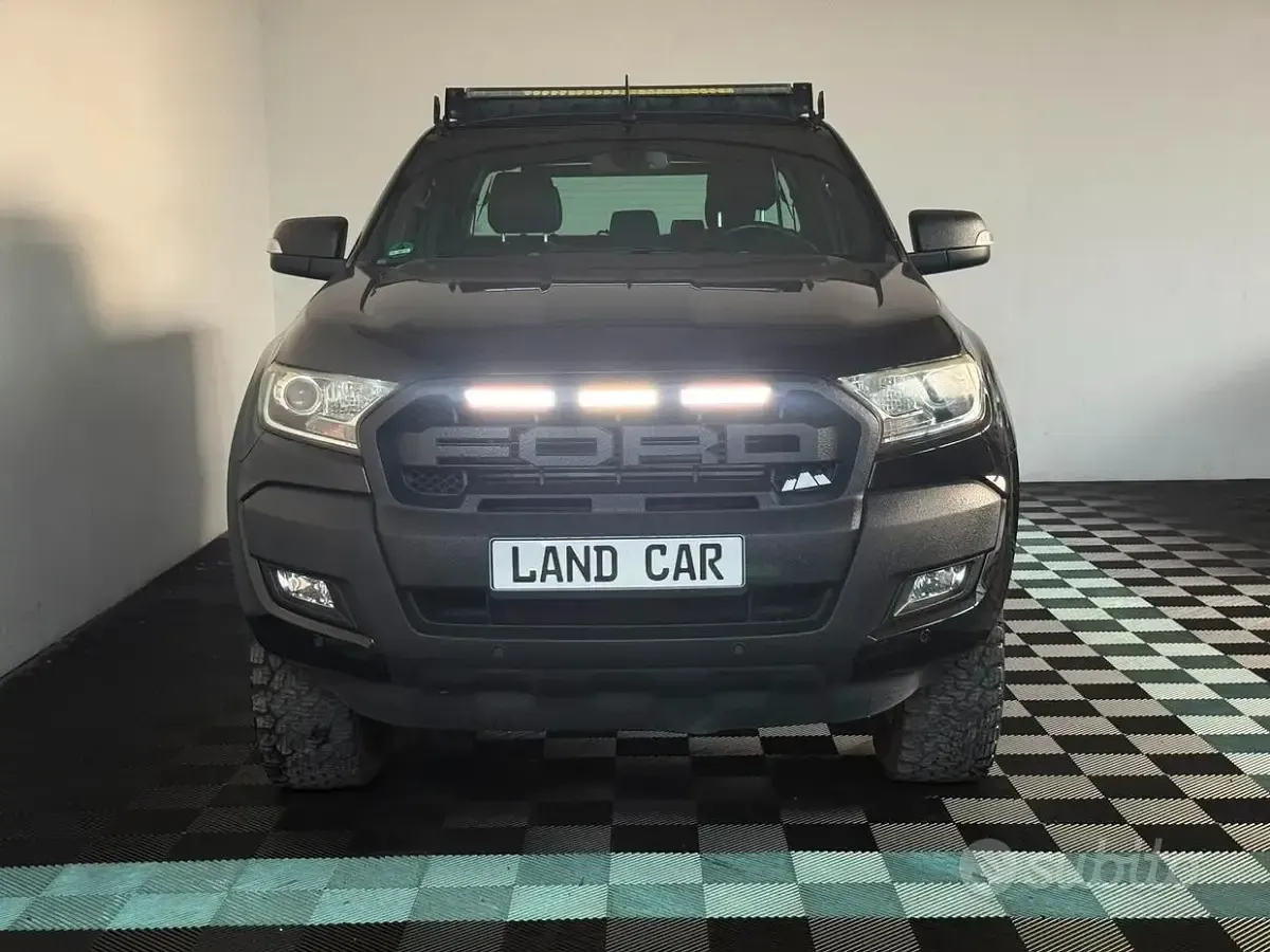 Usata Ford Ranger Wildtrack 160 CV (117 kW) 2018 Nero Pick-up
