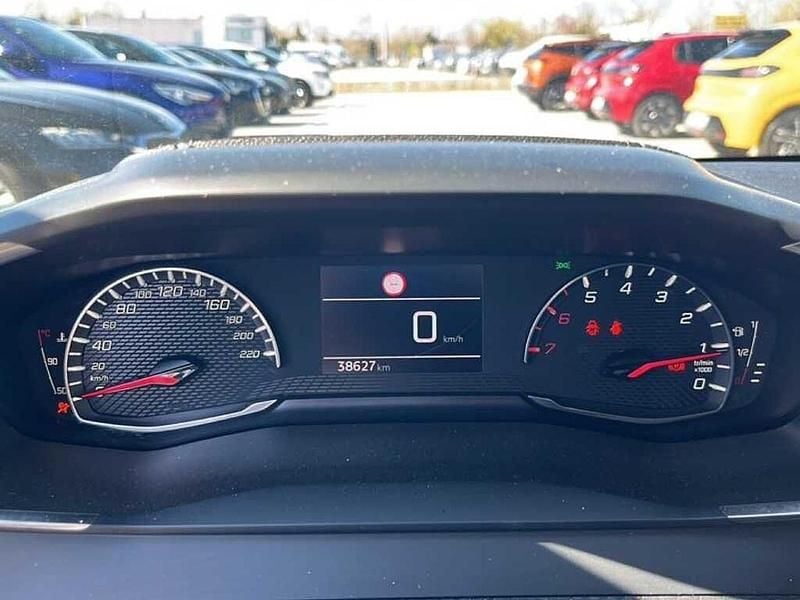 Usata Peugeot 208 Active 75 CV (55 kW) 2022 Giallo faro Utilitaria