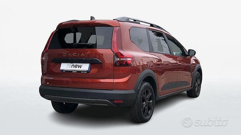 Usata Dacia Jogger Extreme 100 CV (73 kW) 2024 Bordeaux Monovolume
