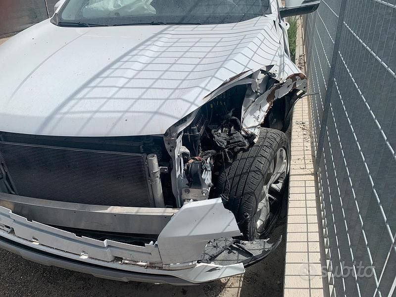 Bianco Usata 2023 DR DR 4.0 SUV | 8500 € (Super prezzo) - Immagine 1/4