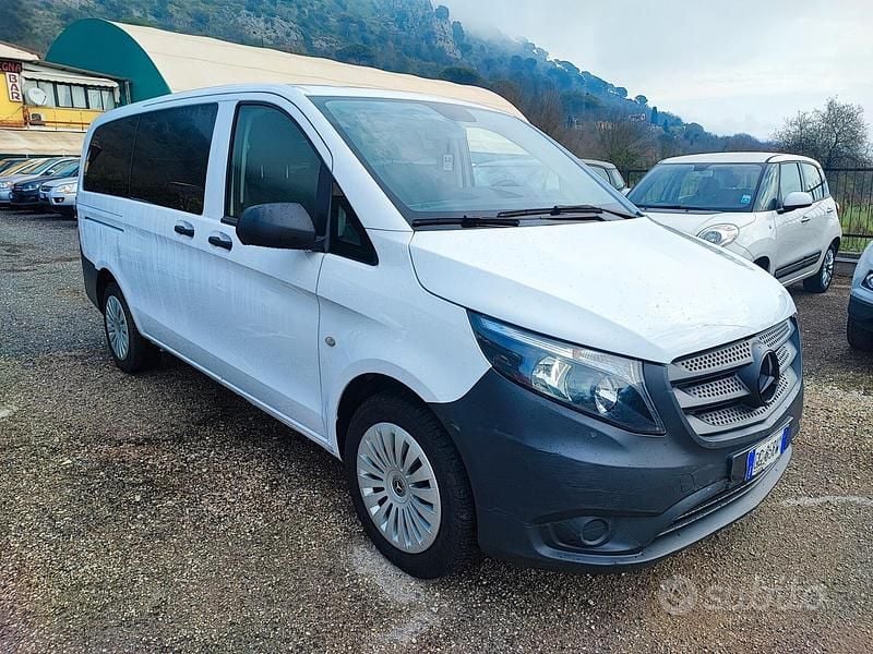 Usata Mercedes Vito 190 CV (139 kW) 2021 Bianco Furgone