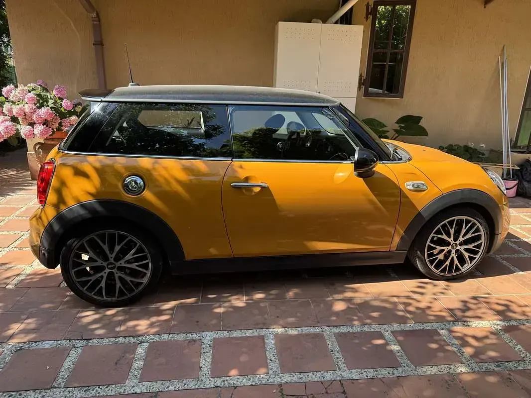 Usata Mini Cooper S Hype 192 CV (141 kW) 2017 Utilitaria