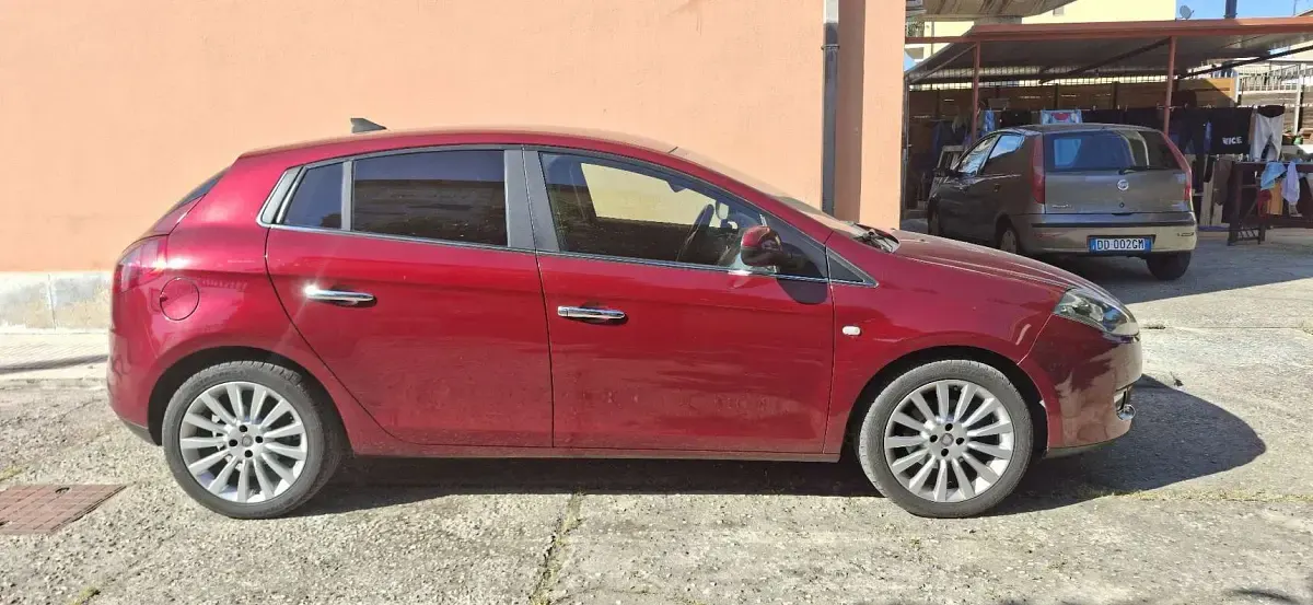 Usata Fiat Bravo Dynamic 120 CV (88 kW) 2012 Utilitaria