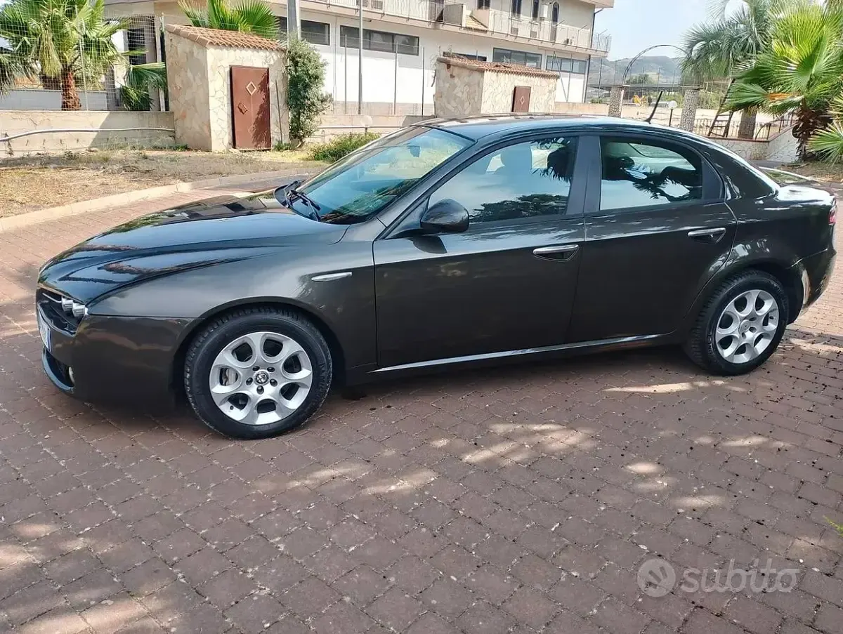 Usata Alfa Romeo 159 Progression 150 CV (110 kW) 2008 Nero Berlina