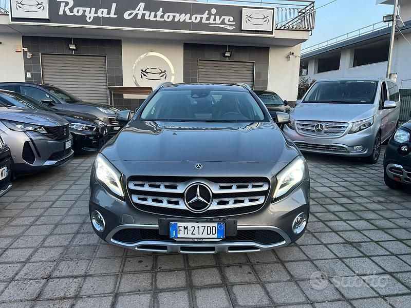 Usata Mercedes GLA180 122 CV (89 kW) 2017 SUV