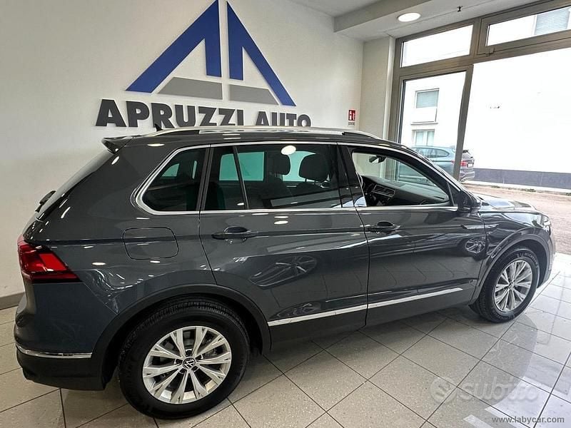 Usata VW Tiguan Life 150 CV (110 kW) 2023 Grigio SUV