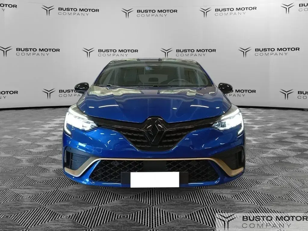 Usata Renault Clio 140 CV (102 kW) 2023 Blu / metallizzato Utilitaria