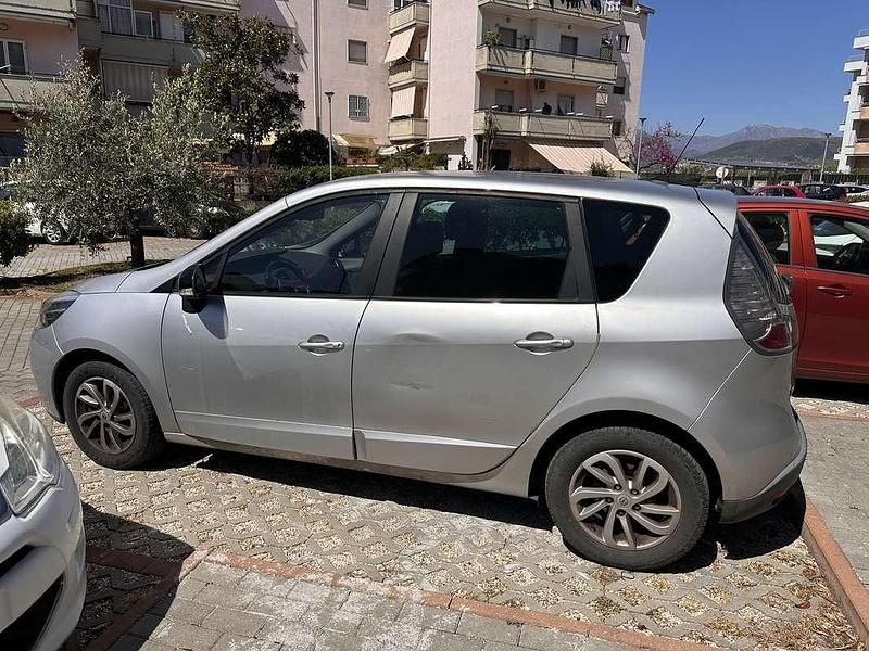 Usata Renault Scénic III 110 CV (80 kW) 2014 Monovolume
