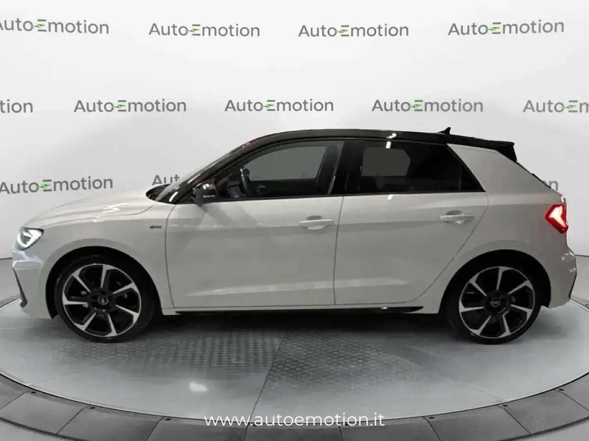 Usata Audi A1 Ambiente 116 CV (85 kW) 2025 Bianco SUV