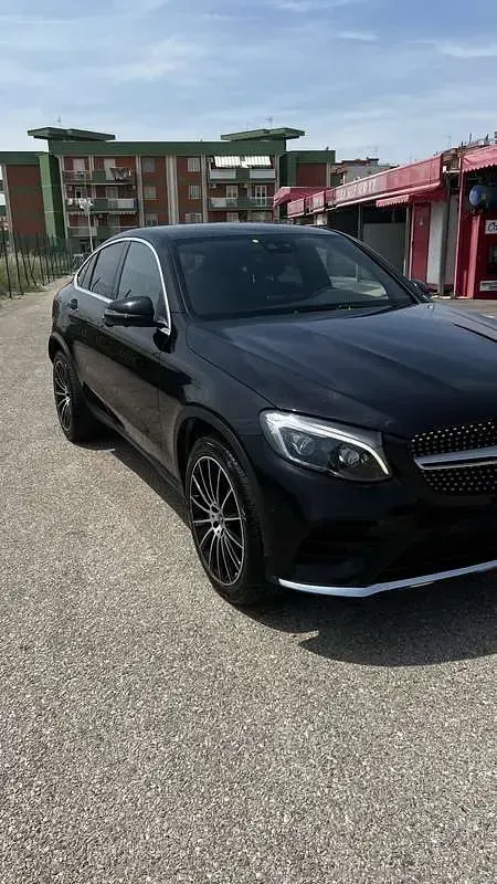 Usata Mercedes GLC250 Premium 204 CV (150 kW) 2019 Nero SUV